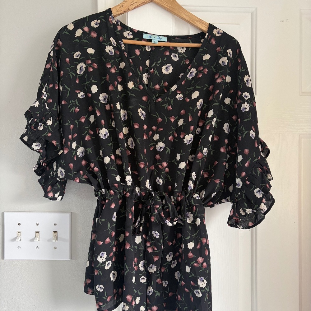Floral top